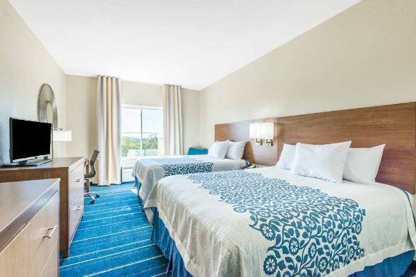 DAYS INN BY WYNDHAM CADIZ (Cadiz)